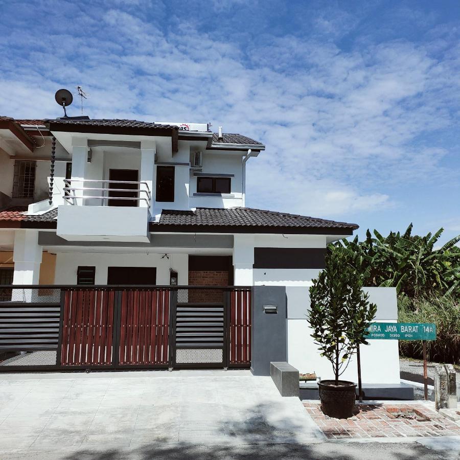 Just Austin Guesthouse ايبوه المظهر الخارجي الصورة