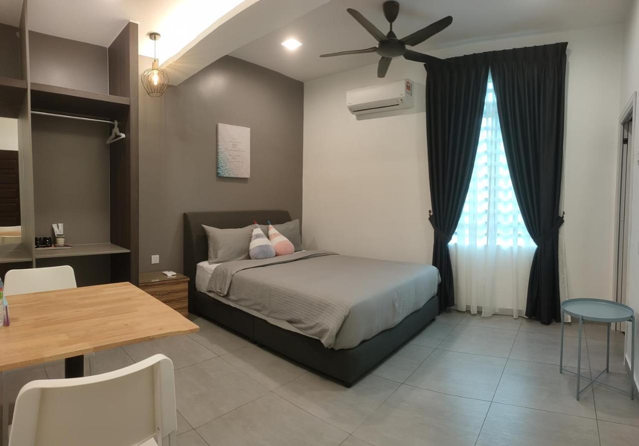 Just Austin Guesthouse ايبوه المظهر الخارجي الصورة