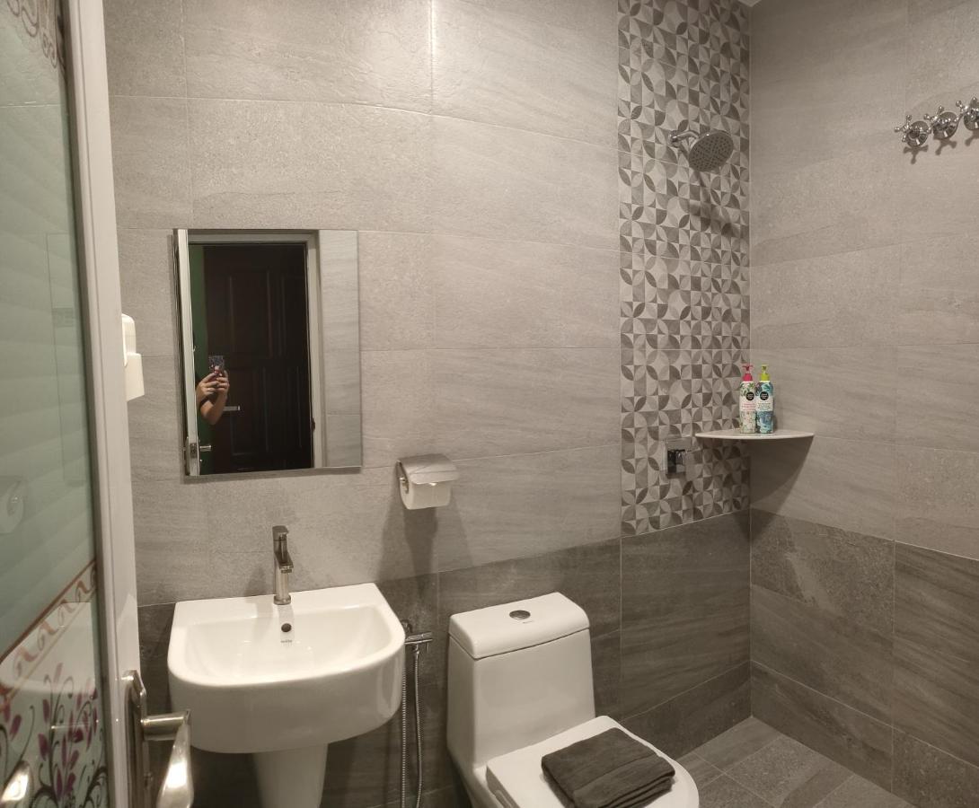 Just Austin Guesthouse ايبوه المظهر الخارجي الصورة