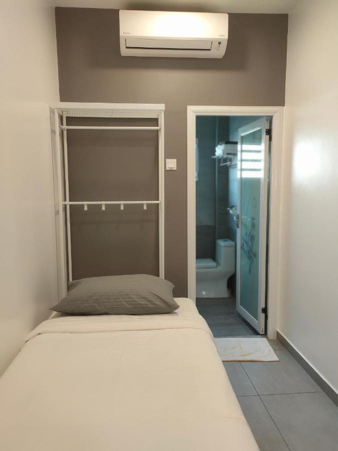 Just Austin Guesthouse ايبوه المظهر الخارجي الصورة