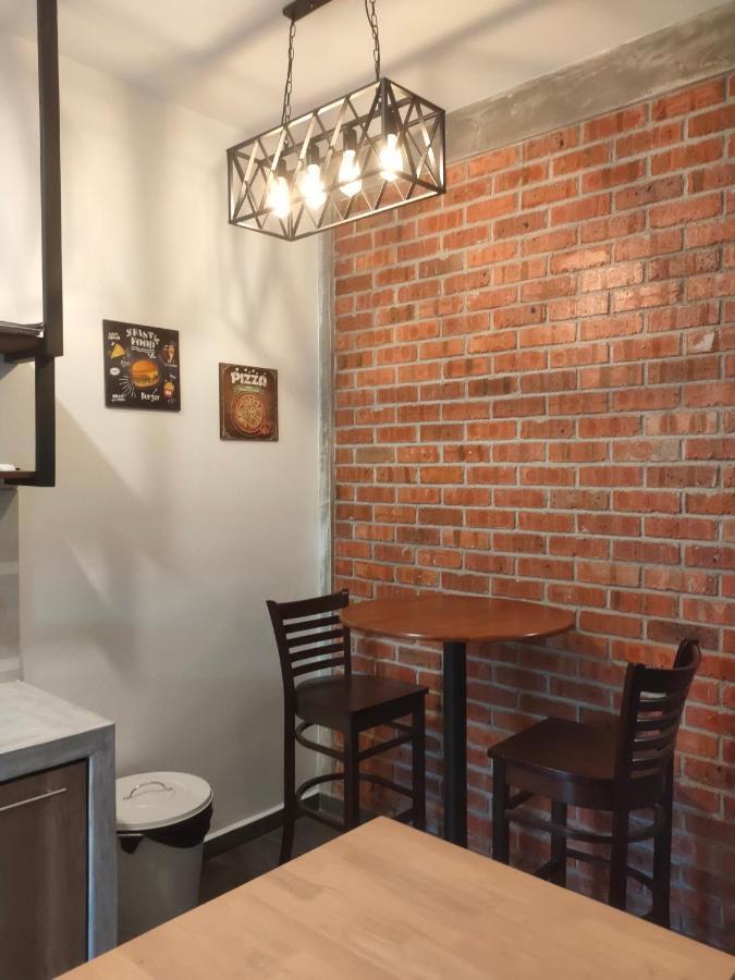 Just Austin Guesthouse ايبوه المظهر الخارجي الصورة